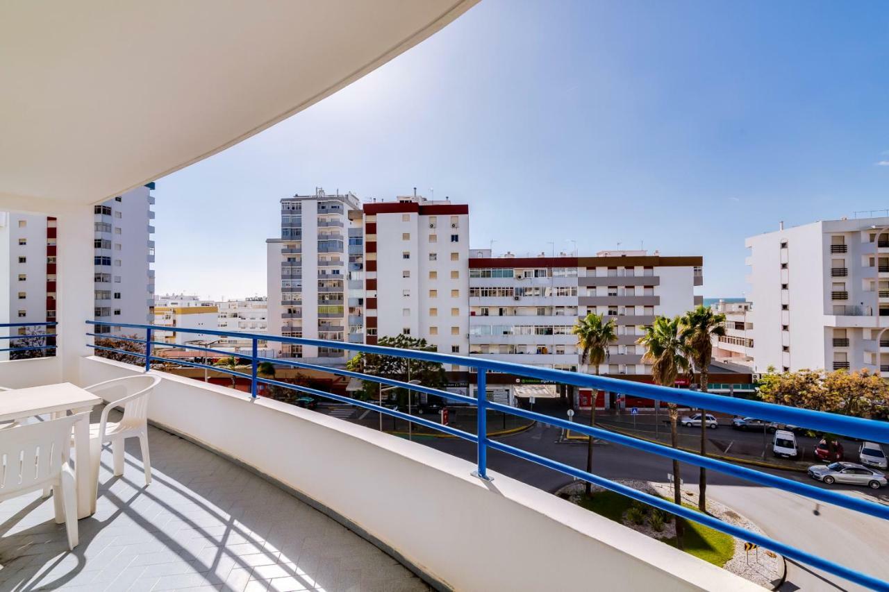 Rei - Quarteira - 3 Min To The Beach Vilamoura Exterior photo