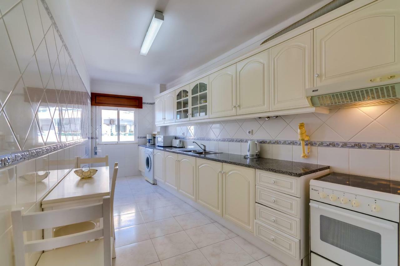 Rei - Quarteira - 3 Min To The Beach Vilamoura Exterior photo